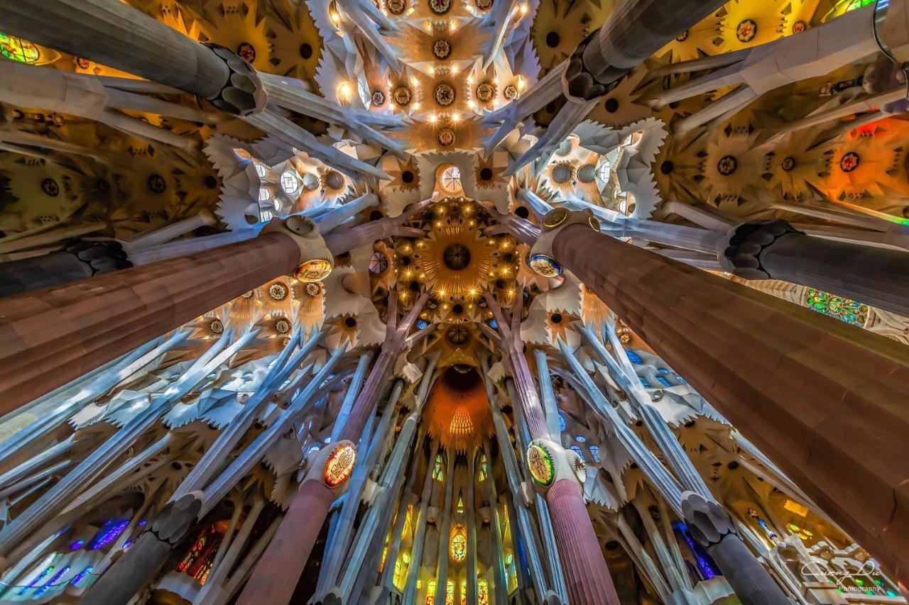 Muntanya - Apartments In Sagrada Familia Barcelona Exterior photo